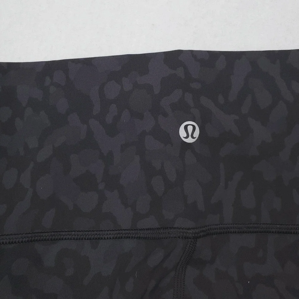 Lululemon Leggings Womens 6 Black Wunder Under Crop High Rise Yoga Leopard Print